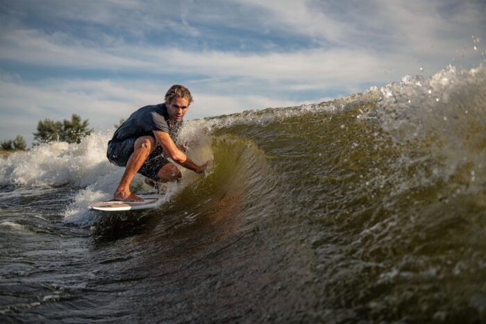 Wakesurfing Guide